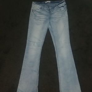 Women's light wash boot cut jeans